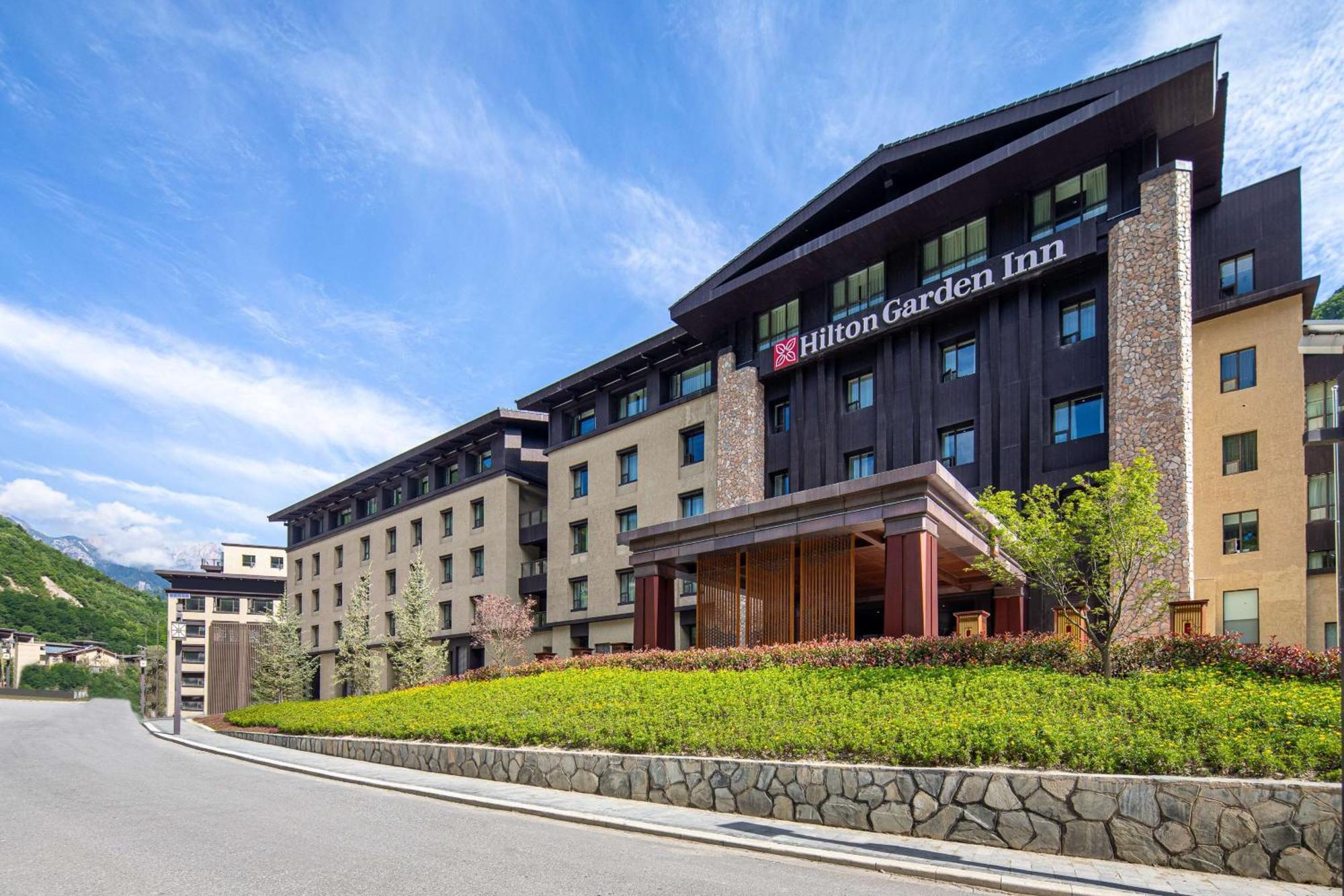 Hilton Garden Inn Дзиуджайгоу Екстериор снимка